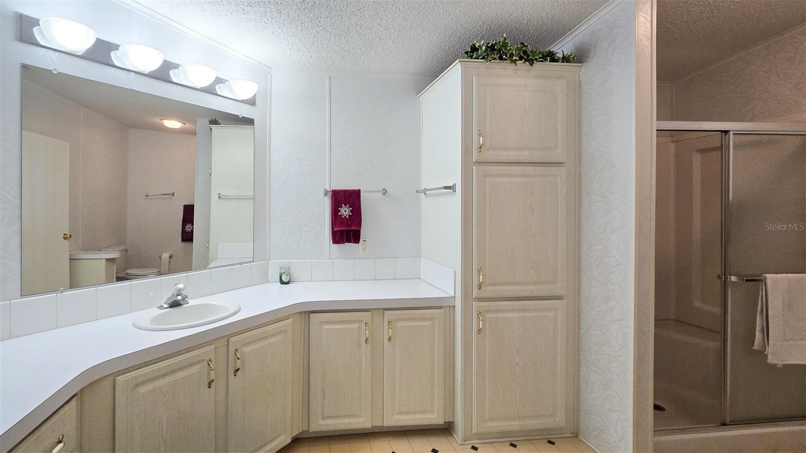 FOREST LKS/COCOA CONDOS PH III - Residential