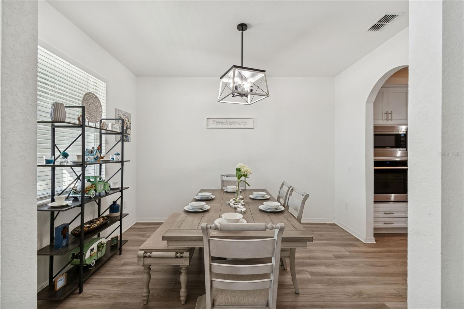 DEAN RANCH - Residential