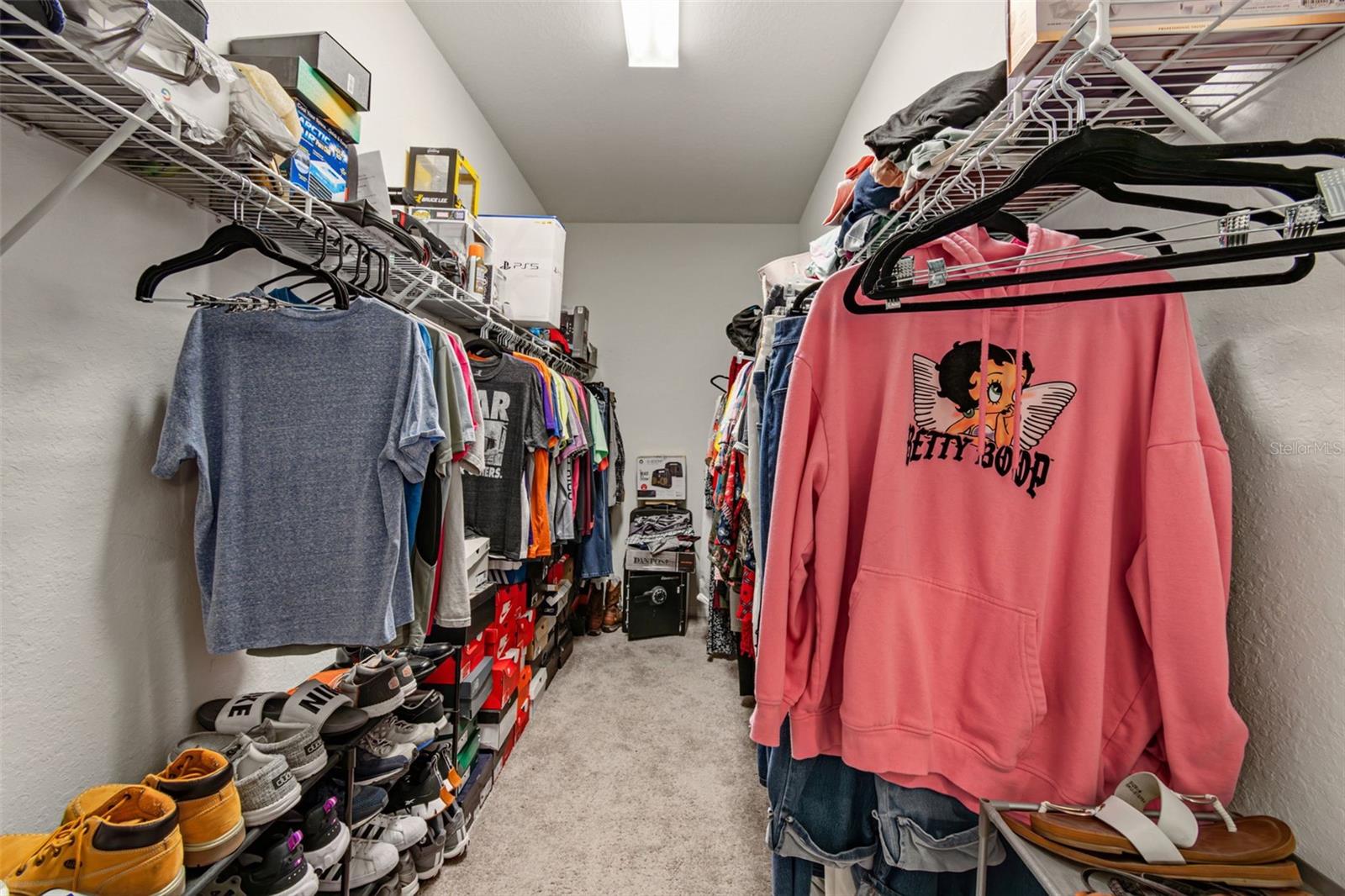 DEAN RANCH - Residential