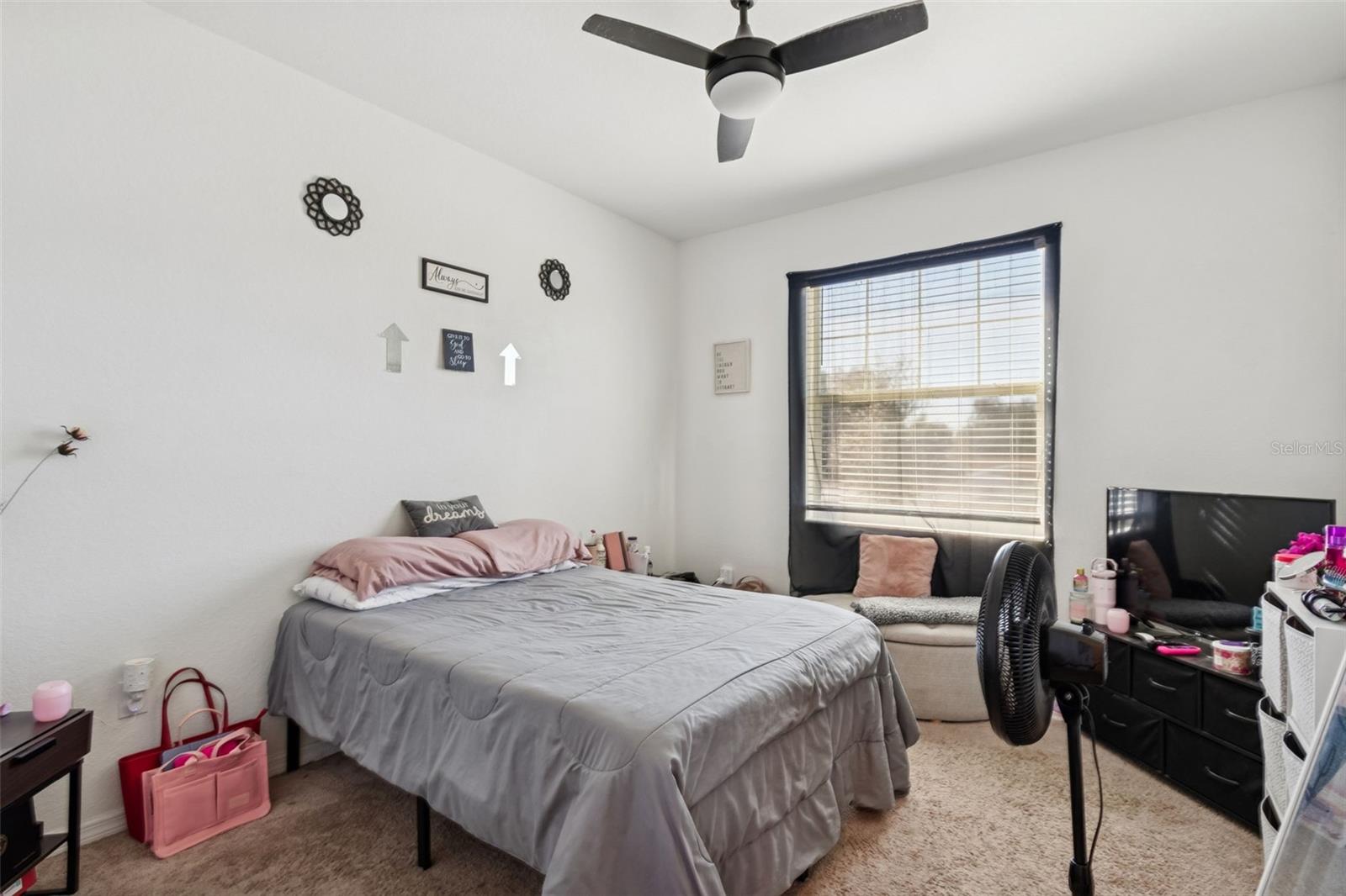 DEAN RANCH - Residential