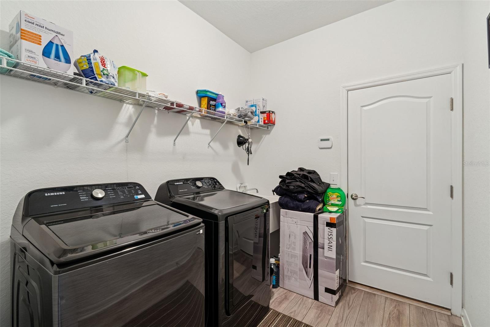 DEAN RANCH - Residential