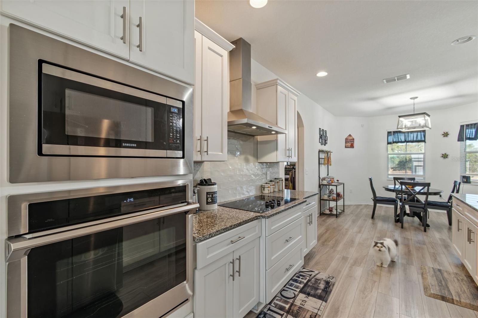 DEAN RANCH - Residential