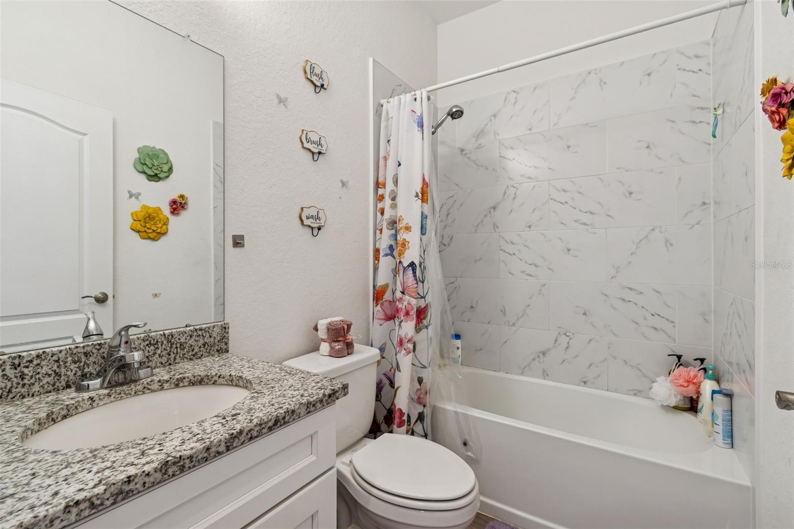 DEAN RANCH - Residential