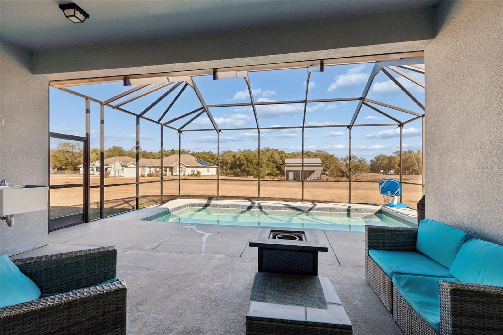 DEAN RANCH - Residential