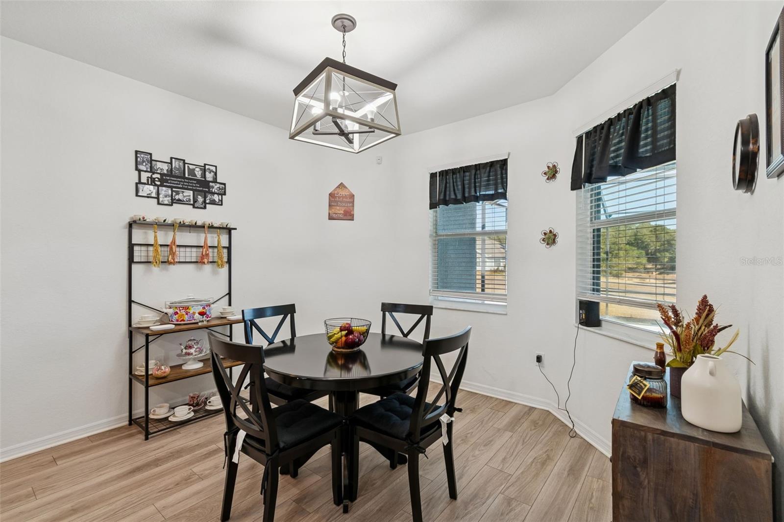 DEAN RANCH - Residential