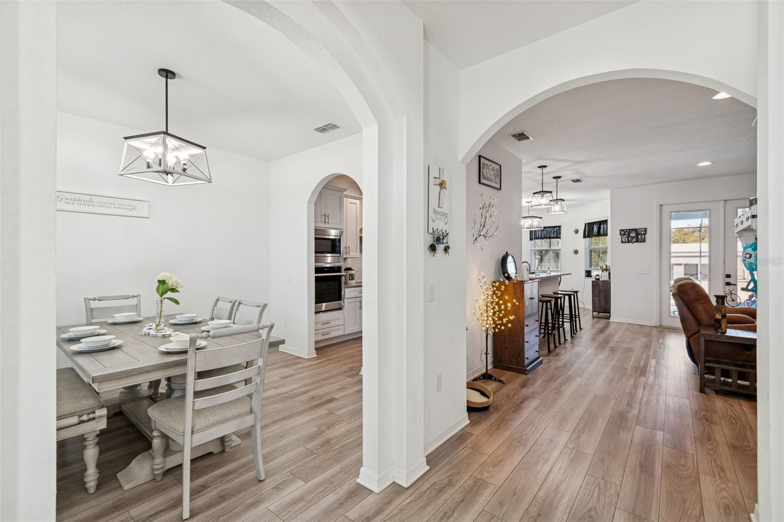 DEAN RANCH - Residential