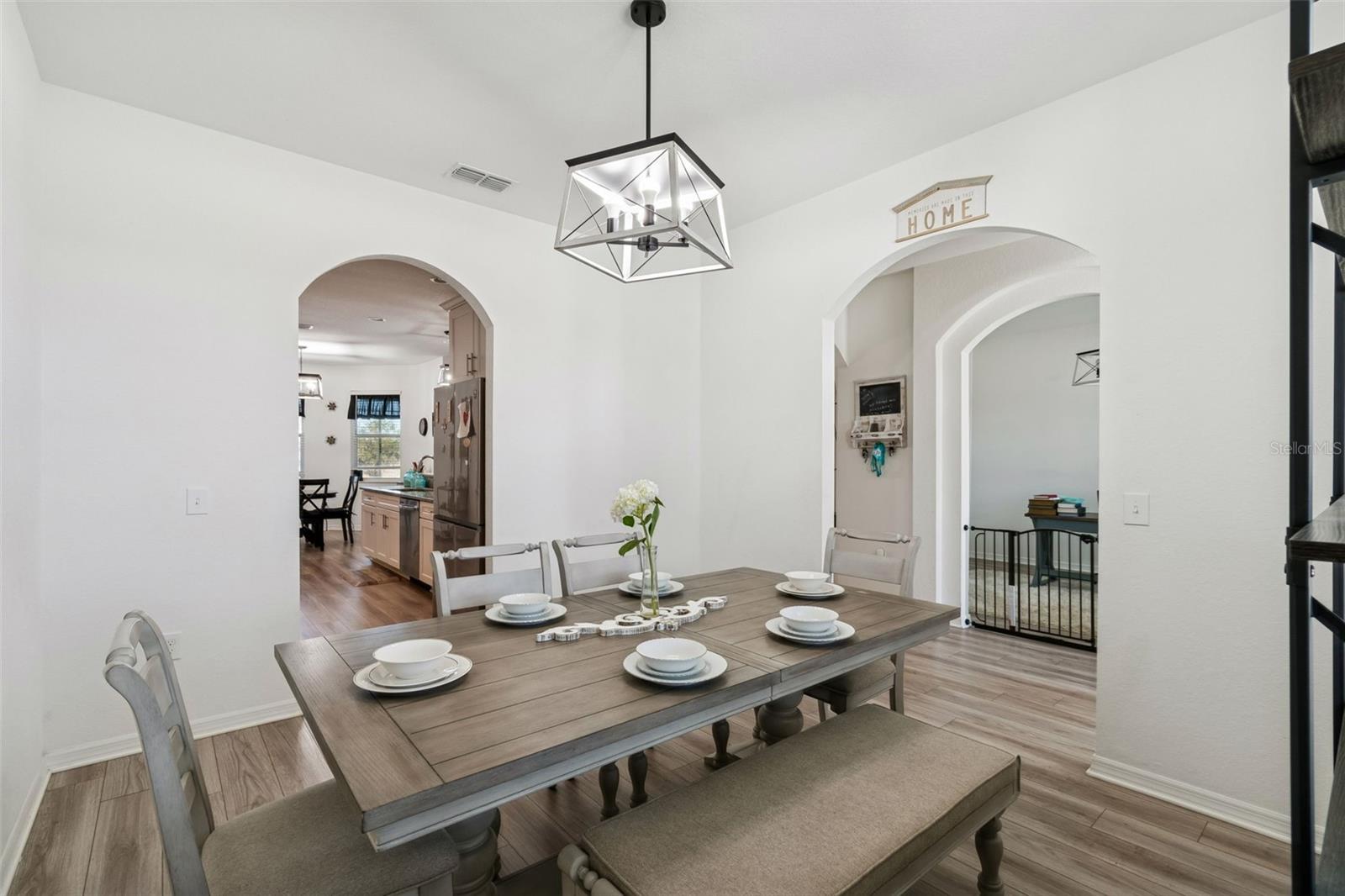 DEAN RANCH - Residential