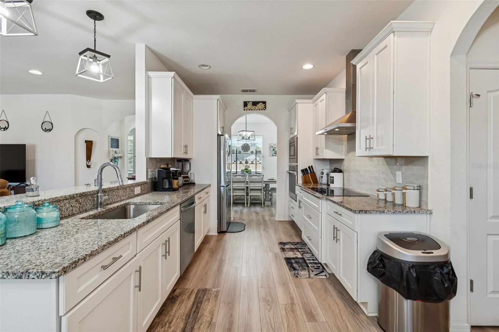 DEAN RANCH - Residential