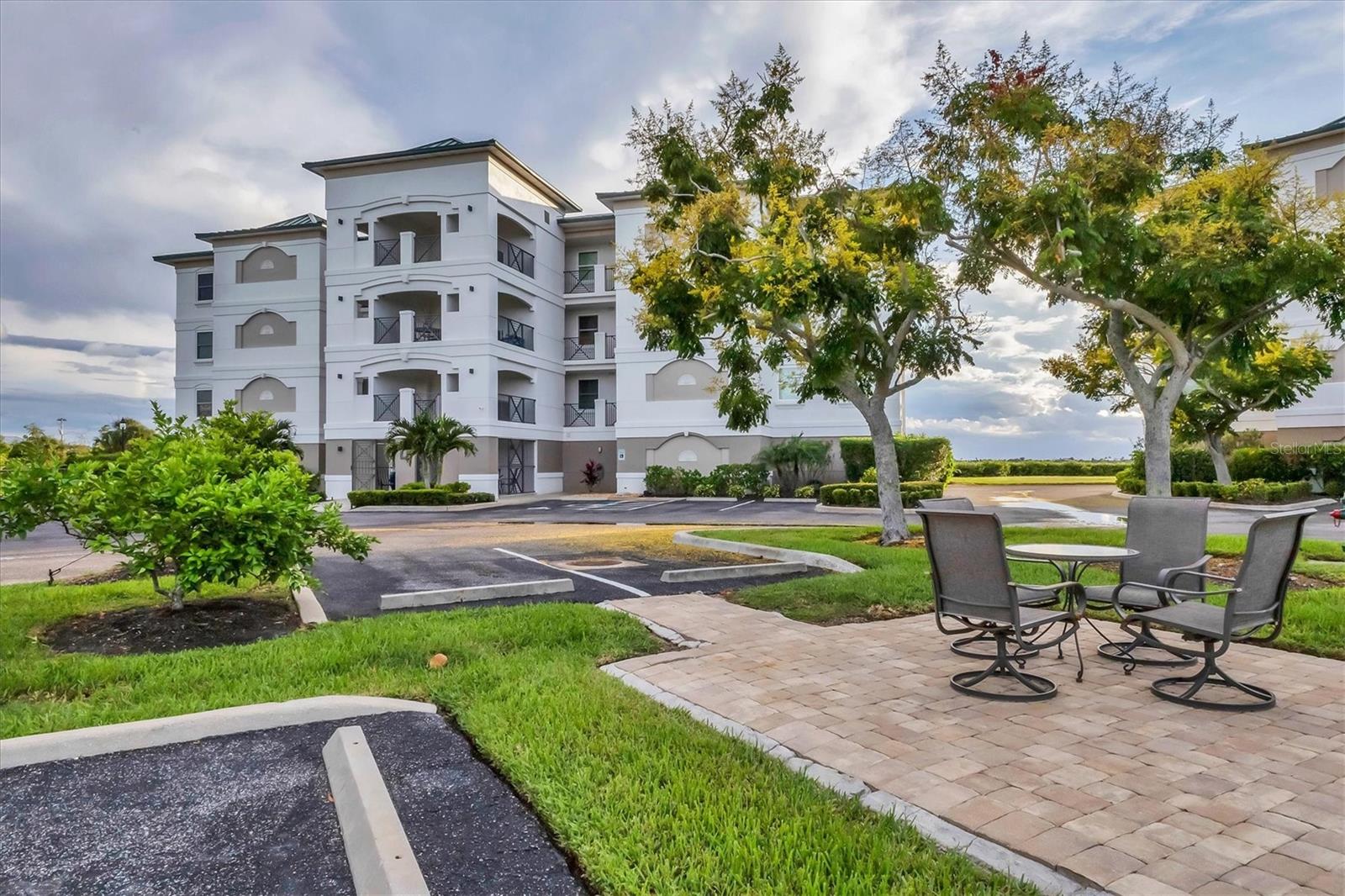 9203 GRIGGS ROAD D203