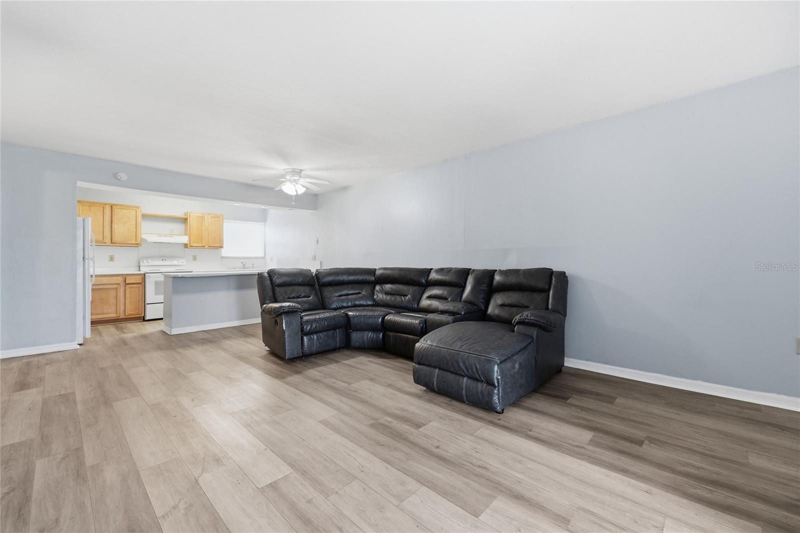 2811 SW ARCHER RD V173