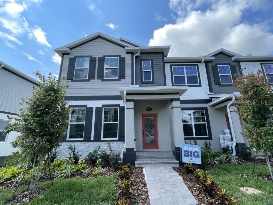 TRIBUTE/OVATION - Residential Lease