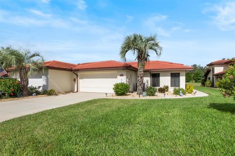 A home in LAKE WALES