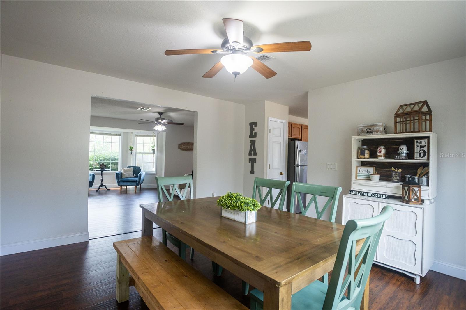 RAINBOW LAKES ESTATE - Residential Lease