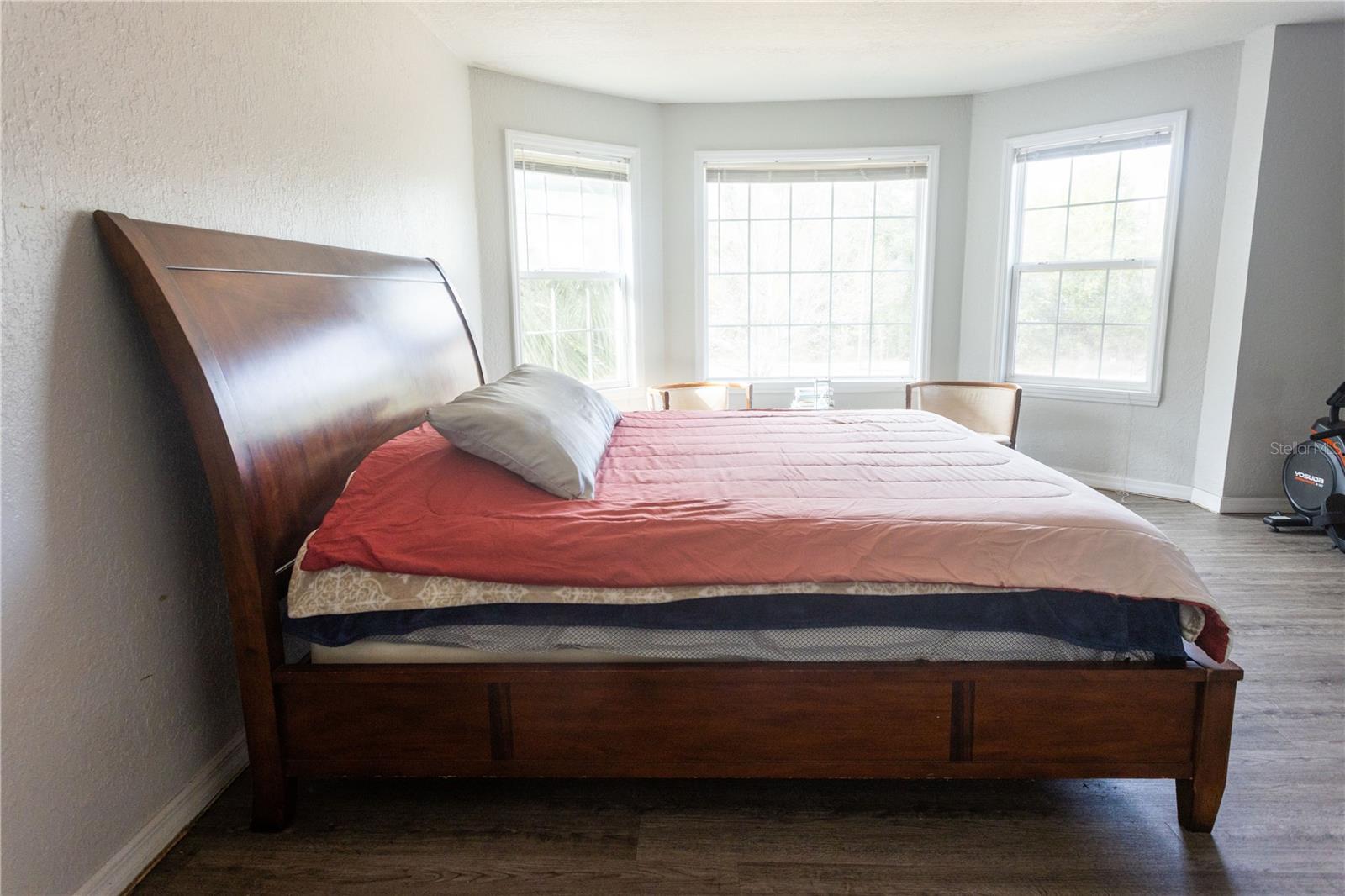 RAINBOW LAKES ESTATE - Residential Lease