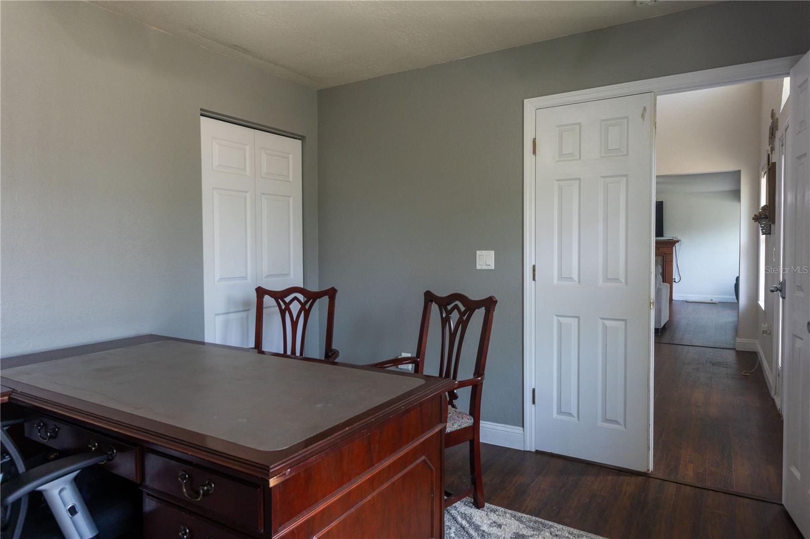 RAINBOW LAKES ESTATE - Residential Lease