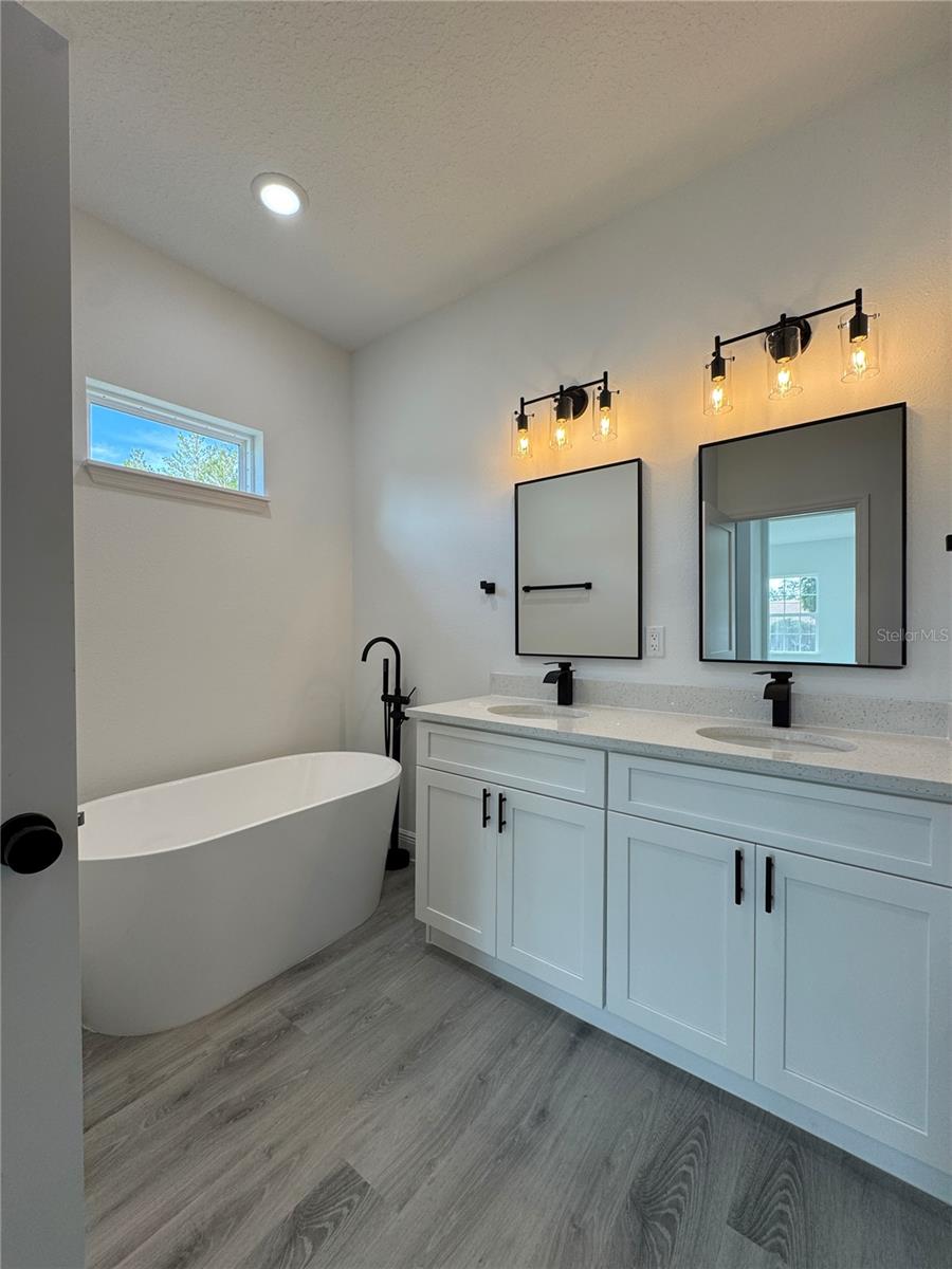 16117 SW 48TH CIRCLE