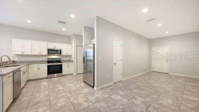 1097 GRANTHAM DRIVE
