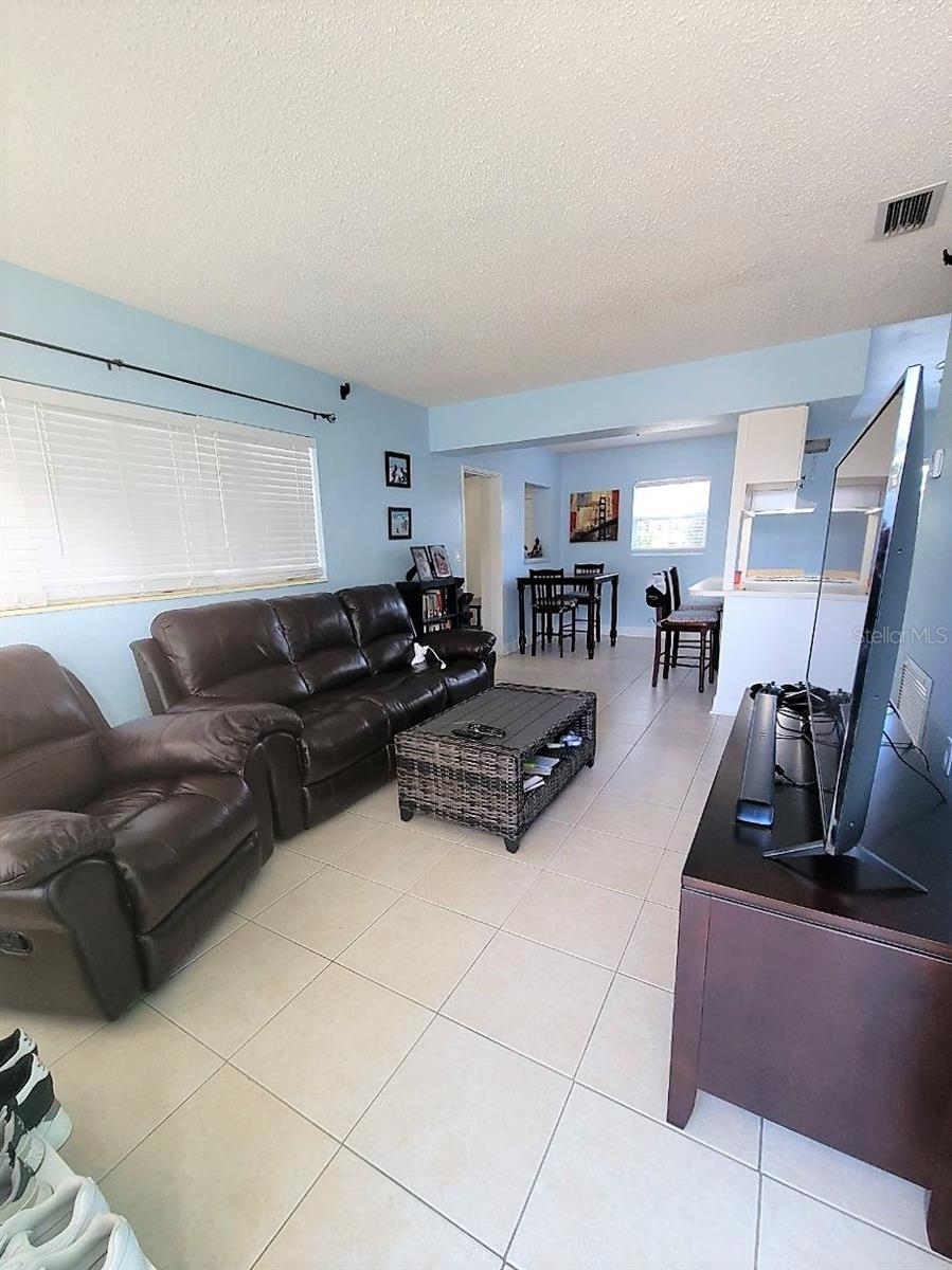 APOLLO BEACH UNIT ONE PT ONE - Residential Lease