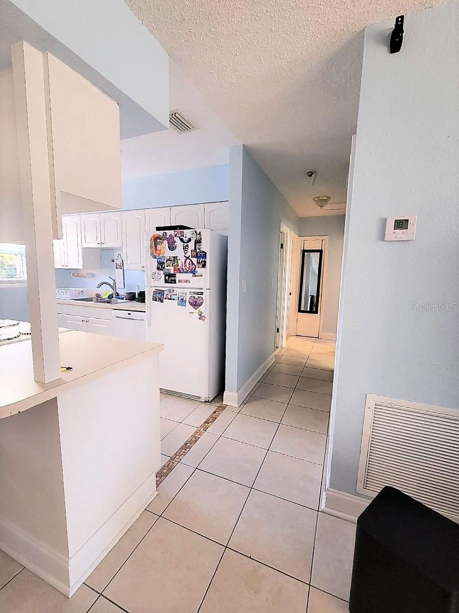 APOLLO BEACH UNIT ONE PT ONE - Residential Lease