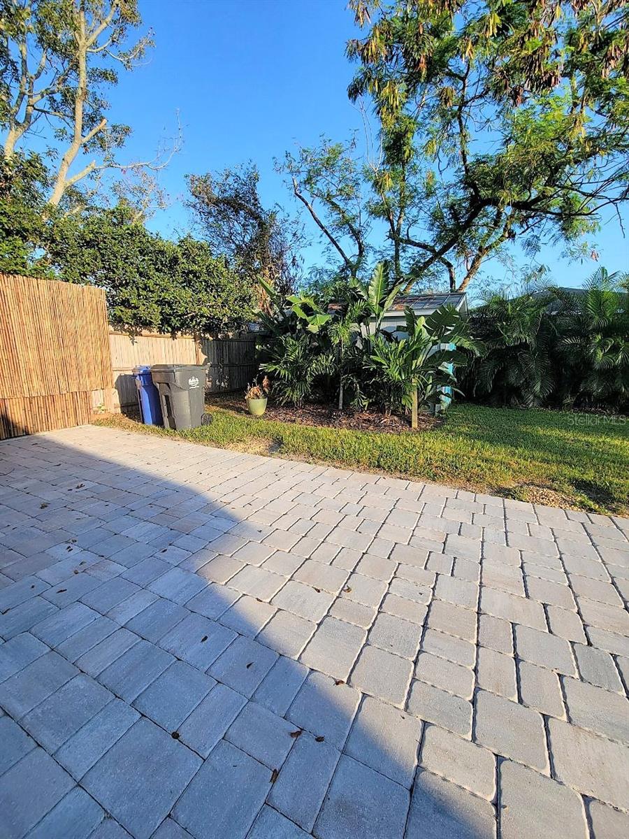 APOLLO BEACH UNIT ONE PT ONE - Residential Lease