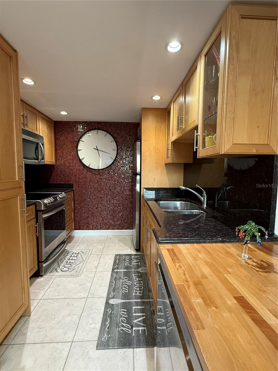 REGATTA BEACH CLUB CONDO - Residential