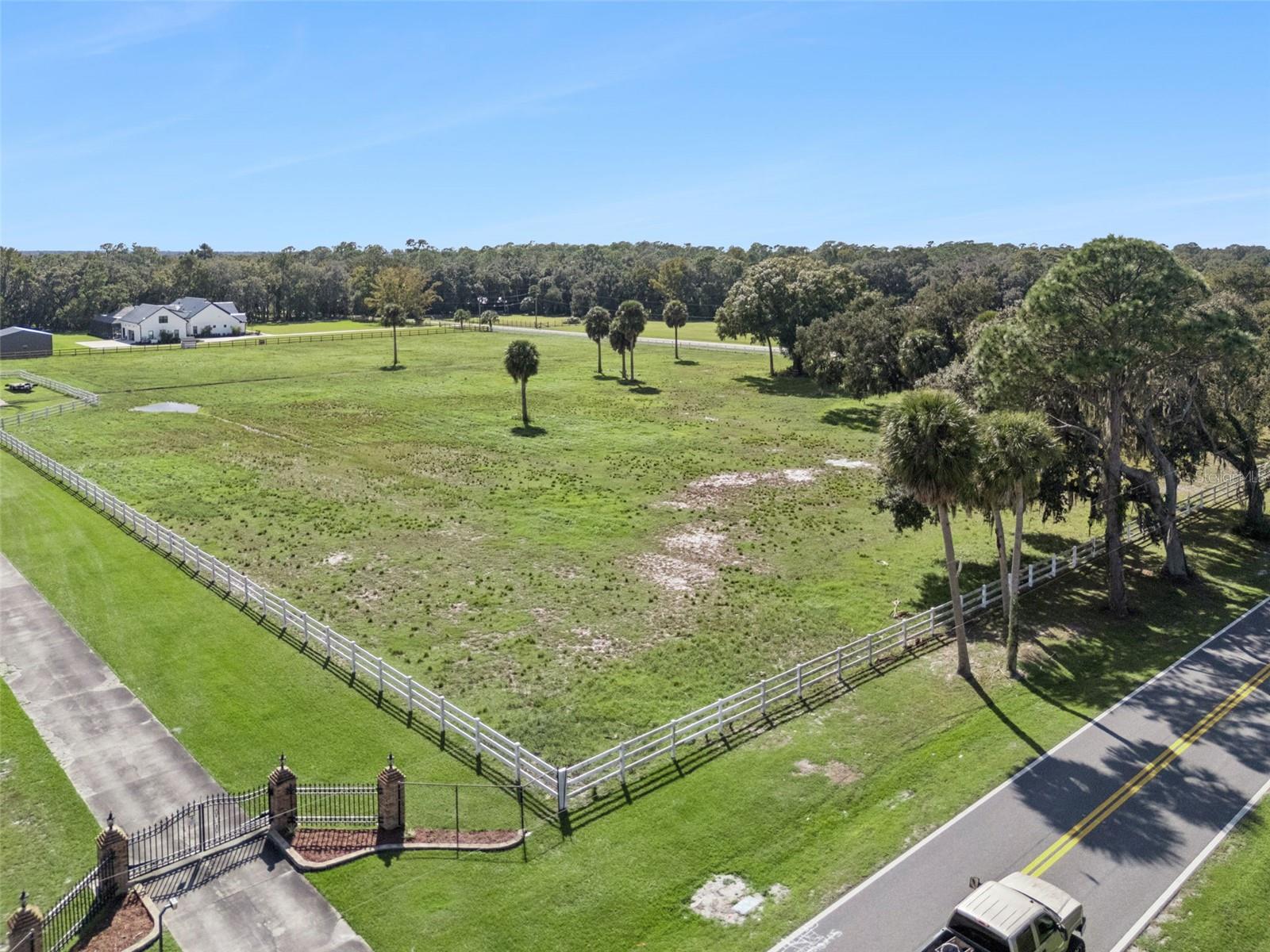 PALM HAMMOCK - Residential