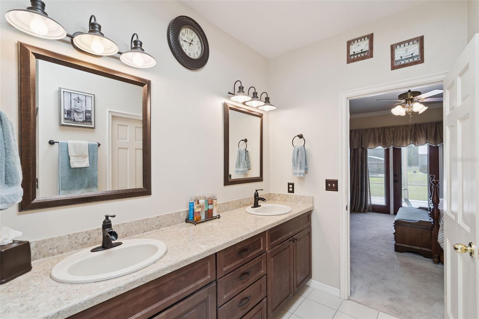 PALM HAMMOCK - Residential