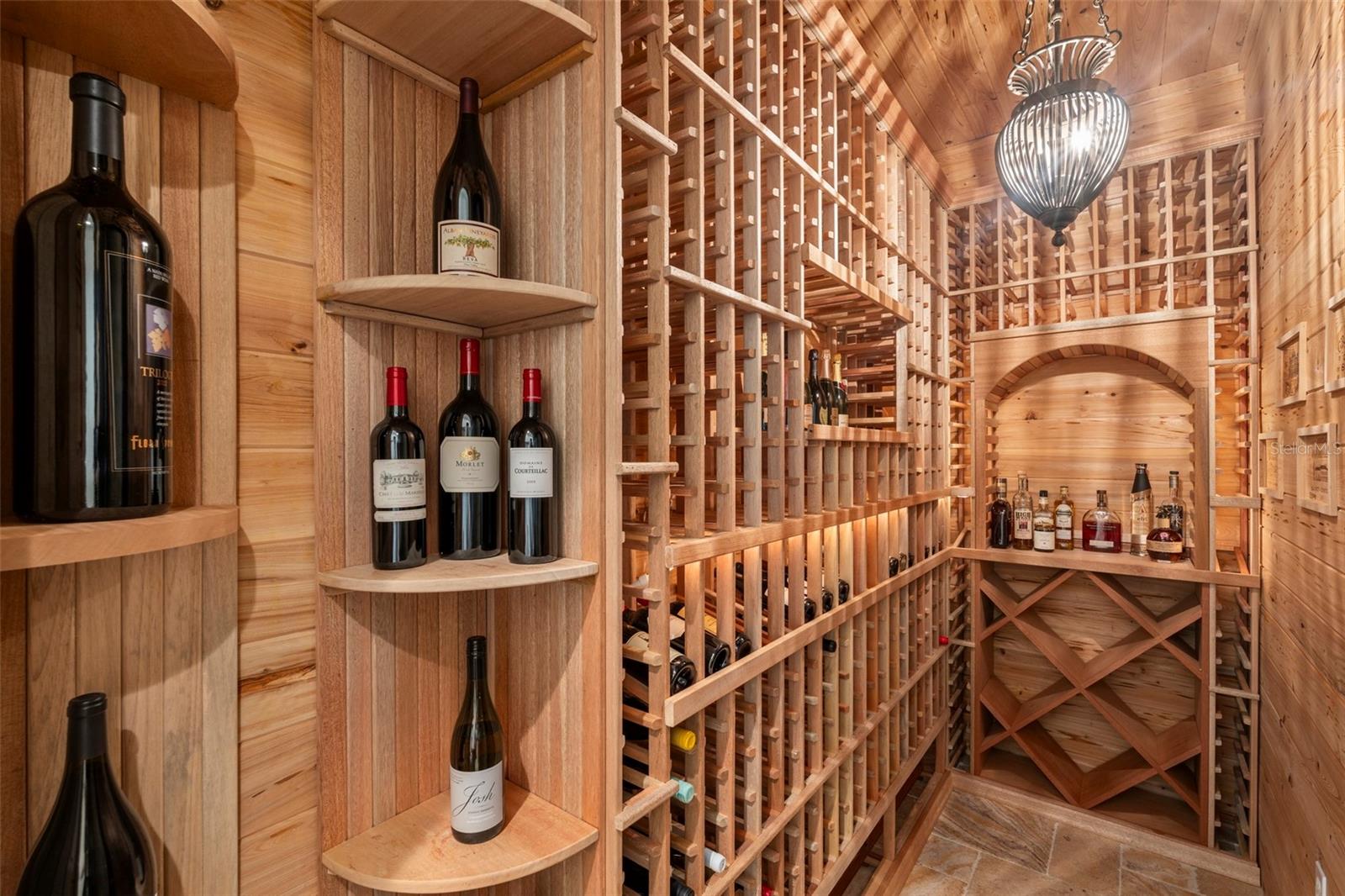 OYSTER BAY LANDINGS - Residential