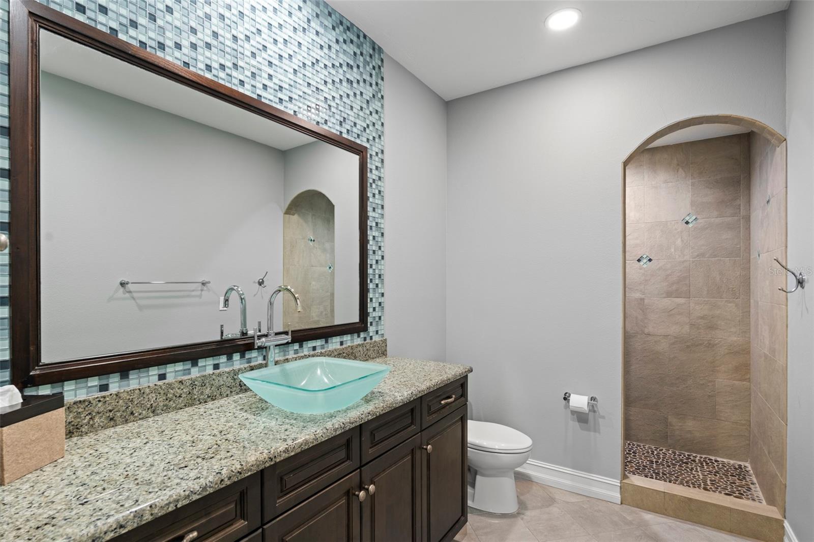 OYSTER BAY LANDINGS - Residential