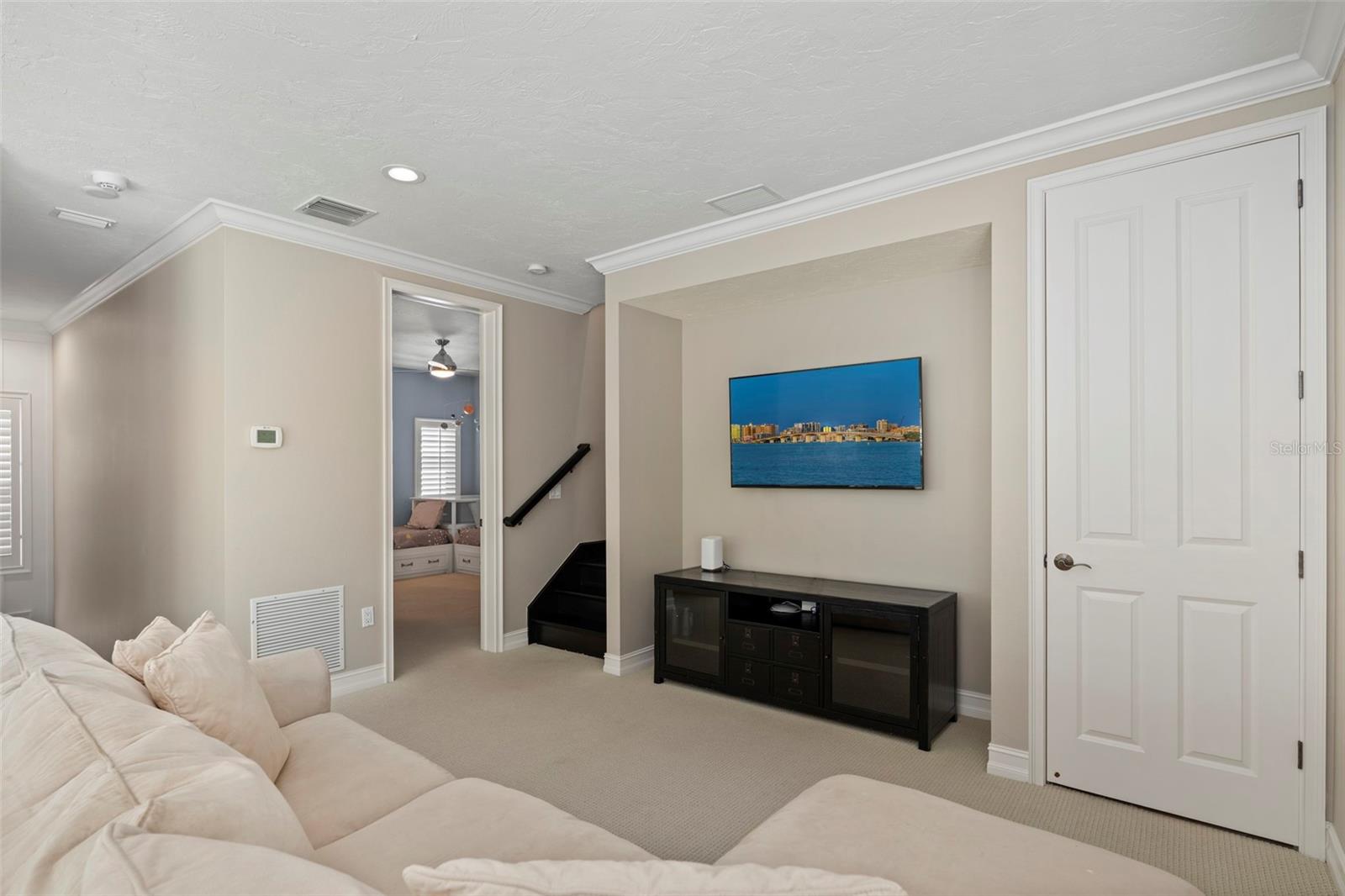 OYSTER BAY LANDINGS - Residential