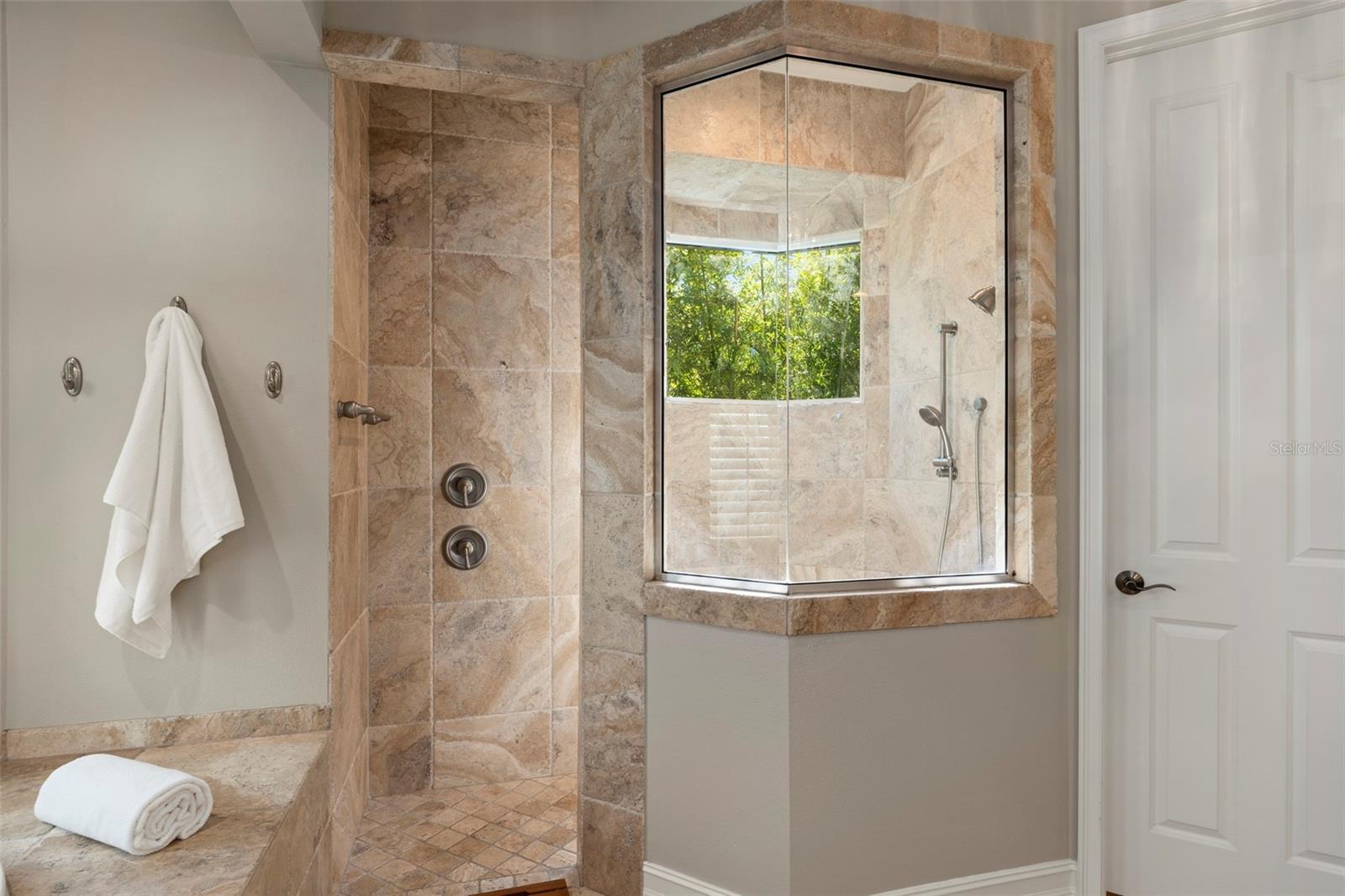 OYSTER BAY LANDINGS - Residential