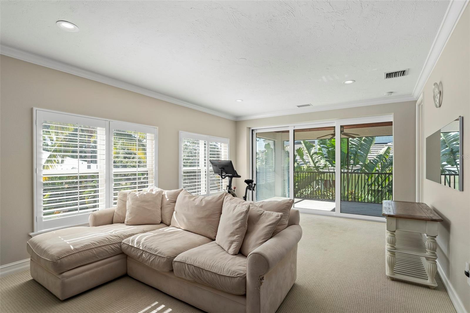 OYSTER BAY LANDINGS - Residential