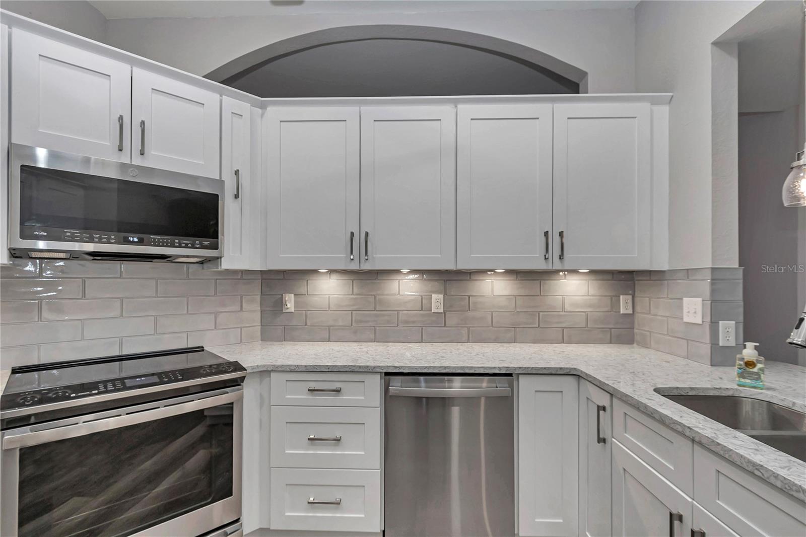 OAK RUN HILLSIDE - Residential