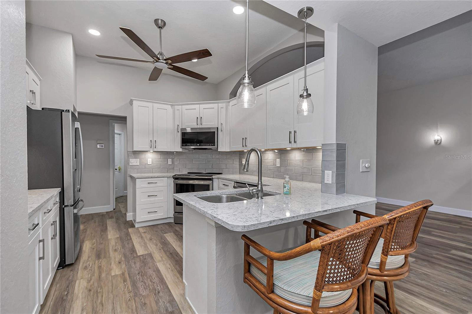 OAK RUN HILLSIDE - Residential