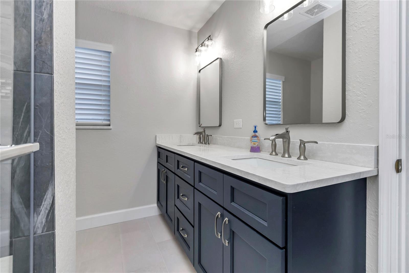 OAK RUN HILLSIDE - Residential