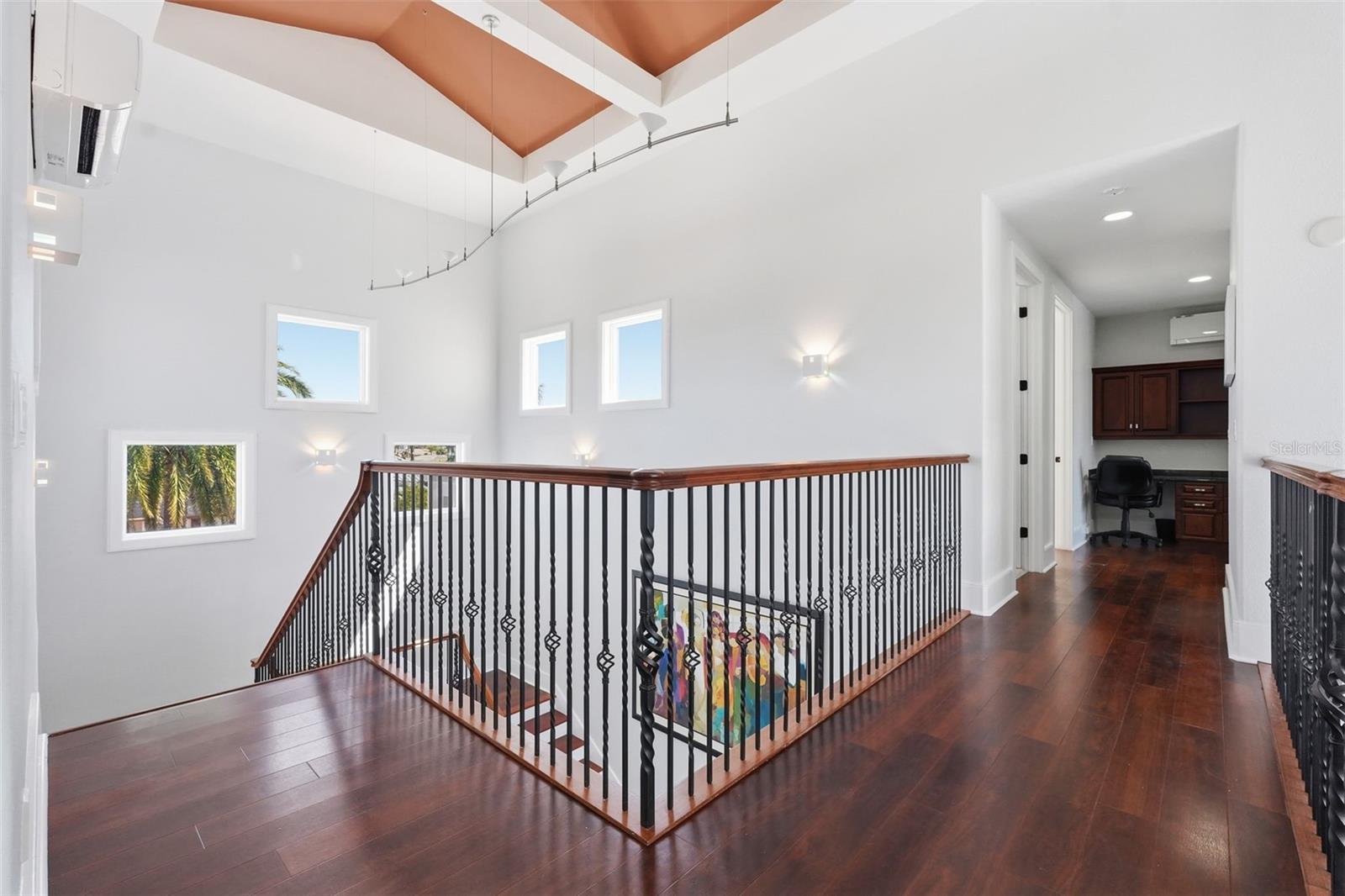 ISLAND ESTATES OF CLEARWATER - Residential