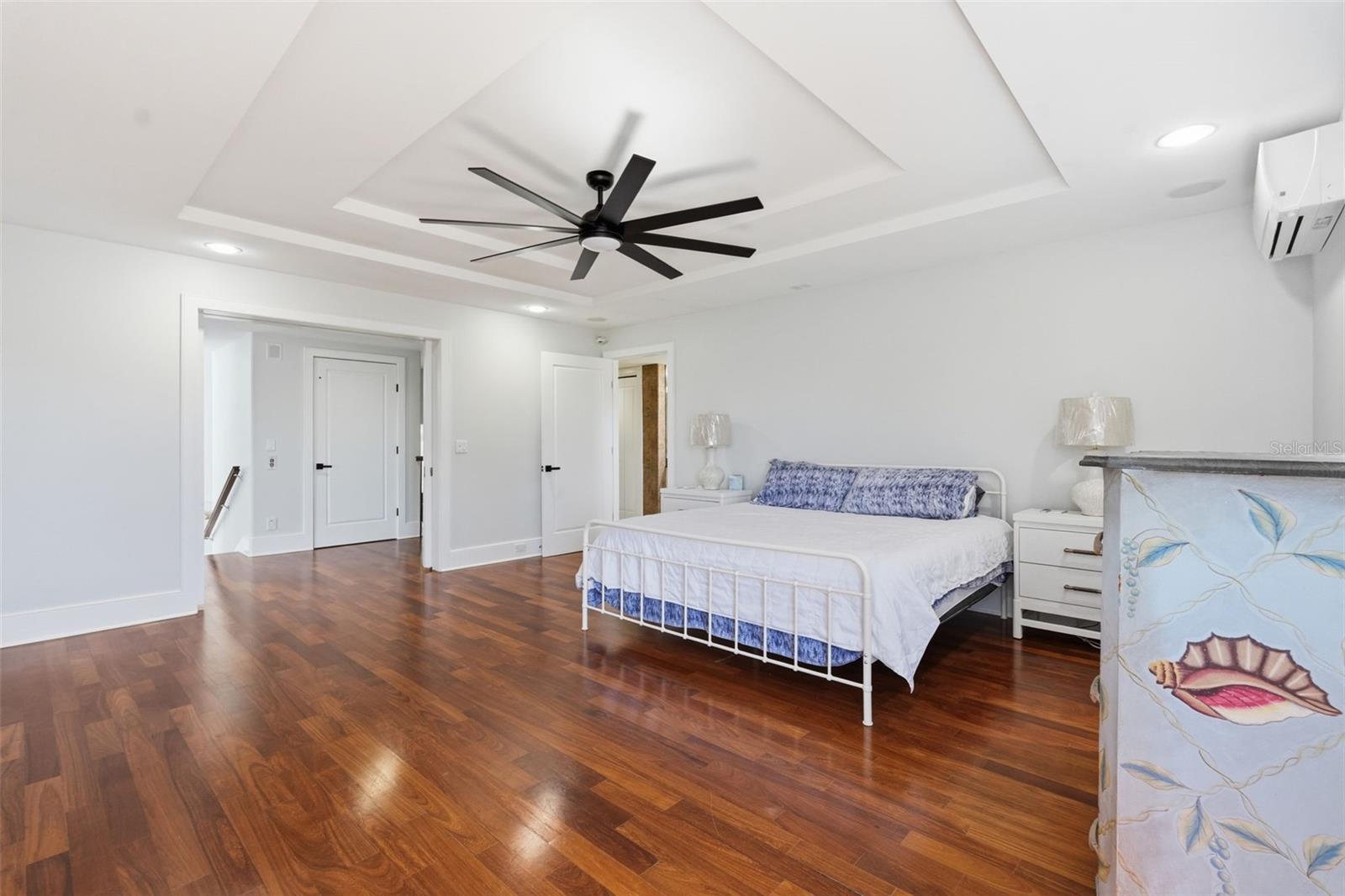 ISLAND ESTATES OF CLEARWATER - Residential