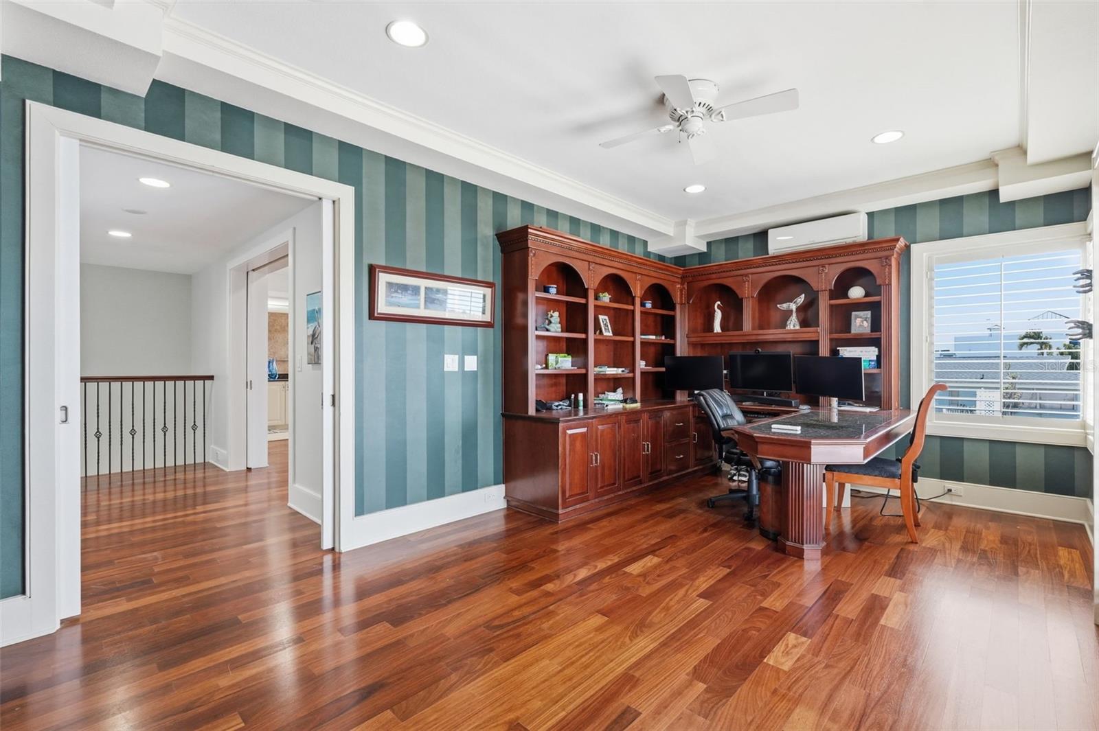 ISLAND ESTATES OF CLEARWATER - Residential