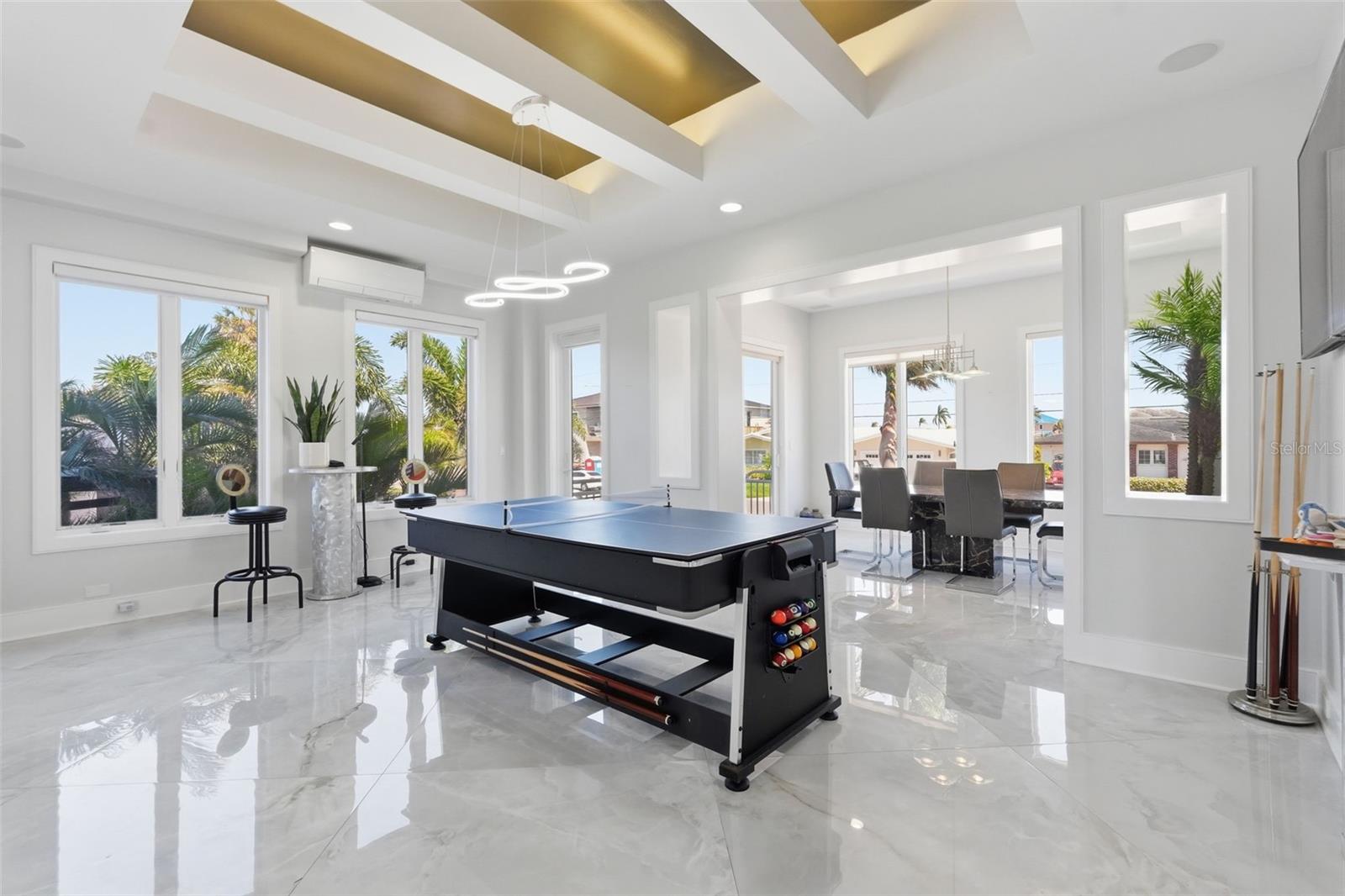 ISLAND ESTATES OF CLEARWATER - Residential