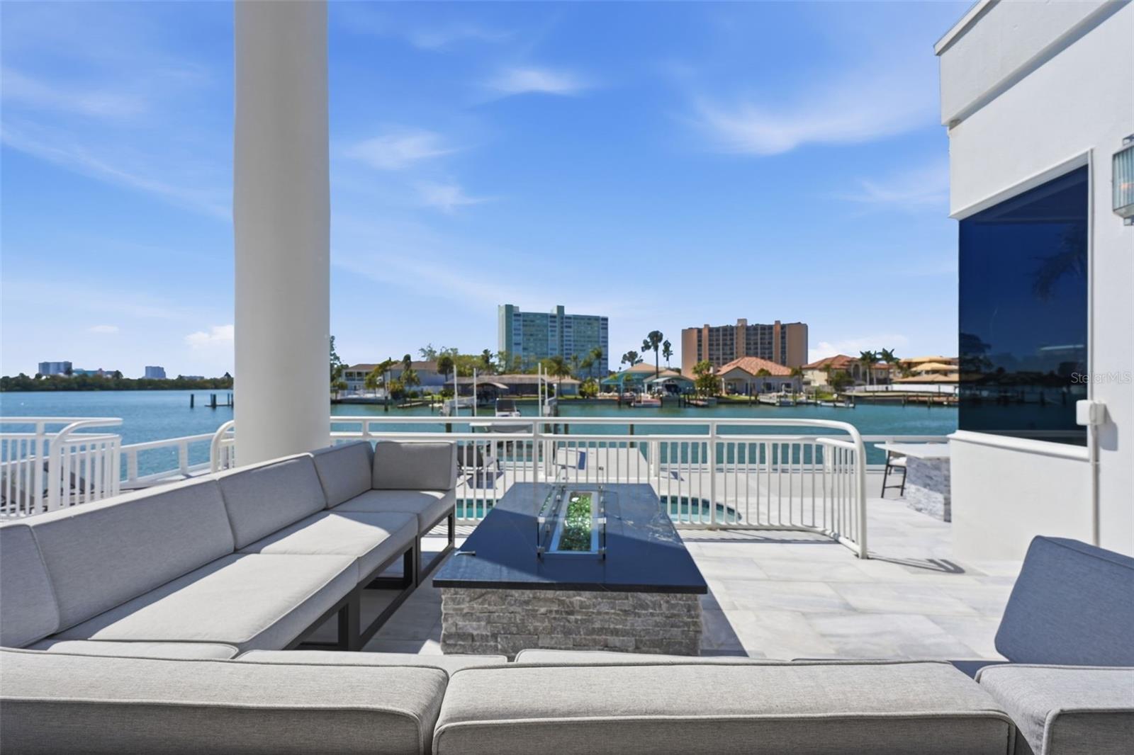 ISLAND ESTATES OF CLEARWATER - Residential