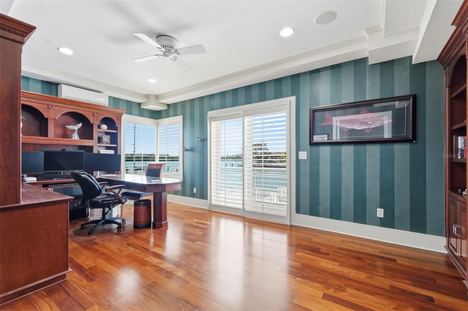 ISLAND ESTATES OF CLEARWATER - Residential