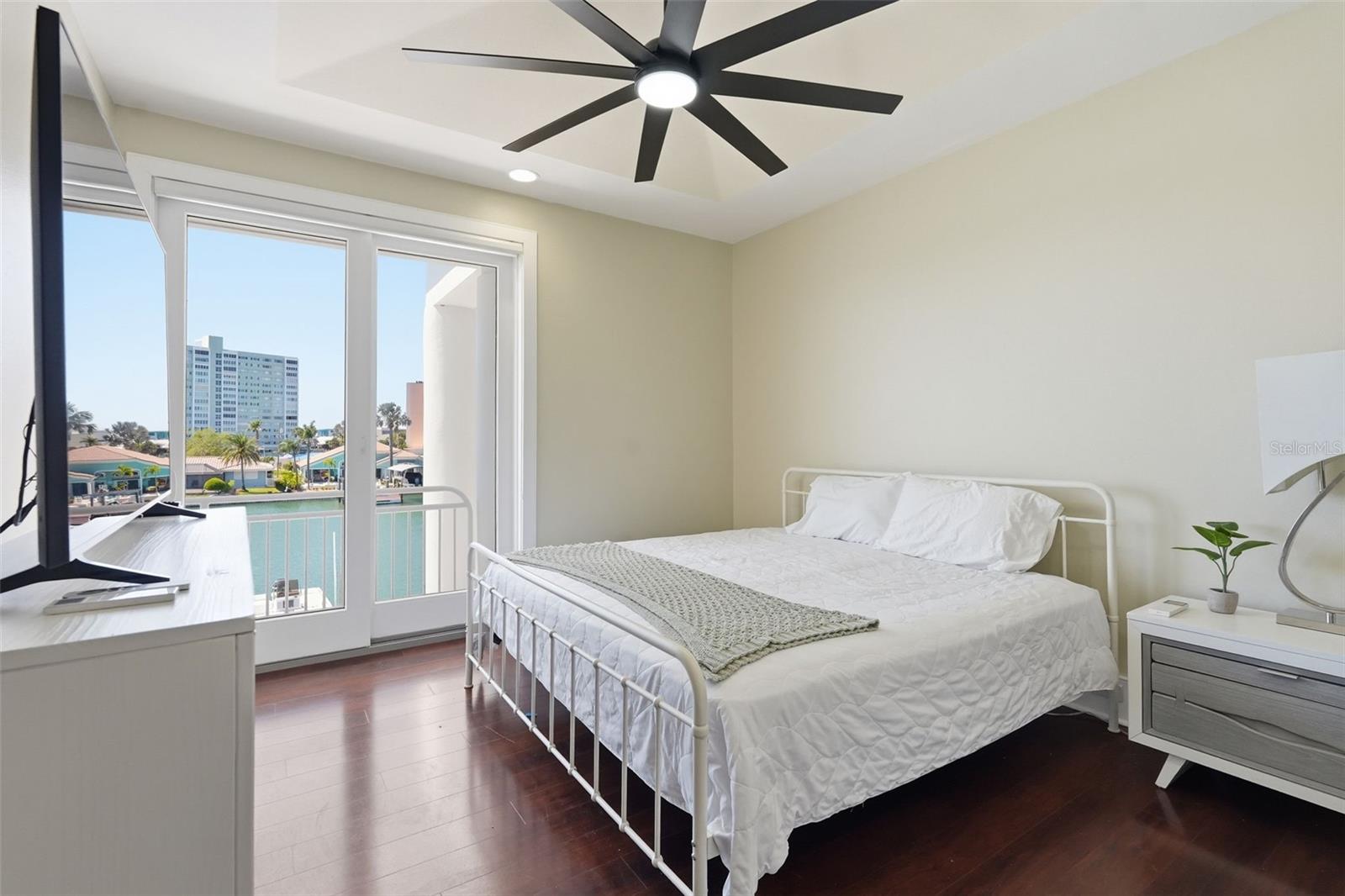 ISLAND ESTATES OF CLEARWATER - Residential