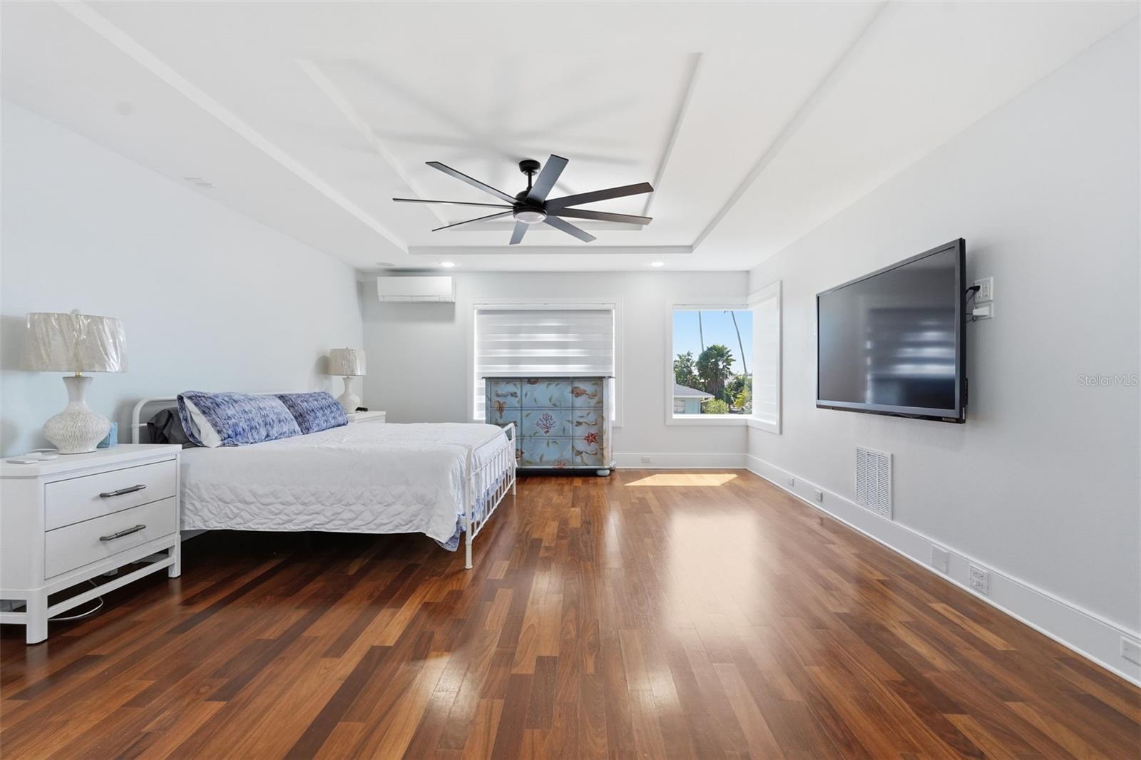 ISLAND ESTATES OF CLEARWATER - Residential