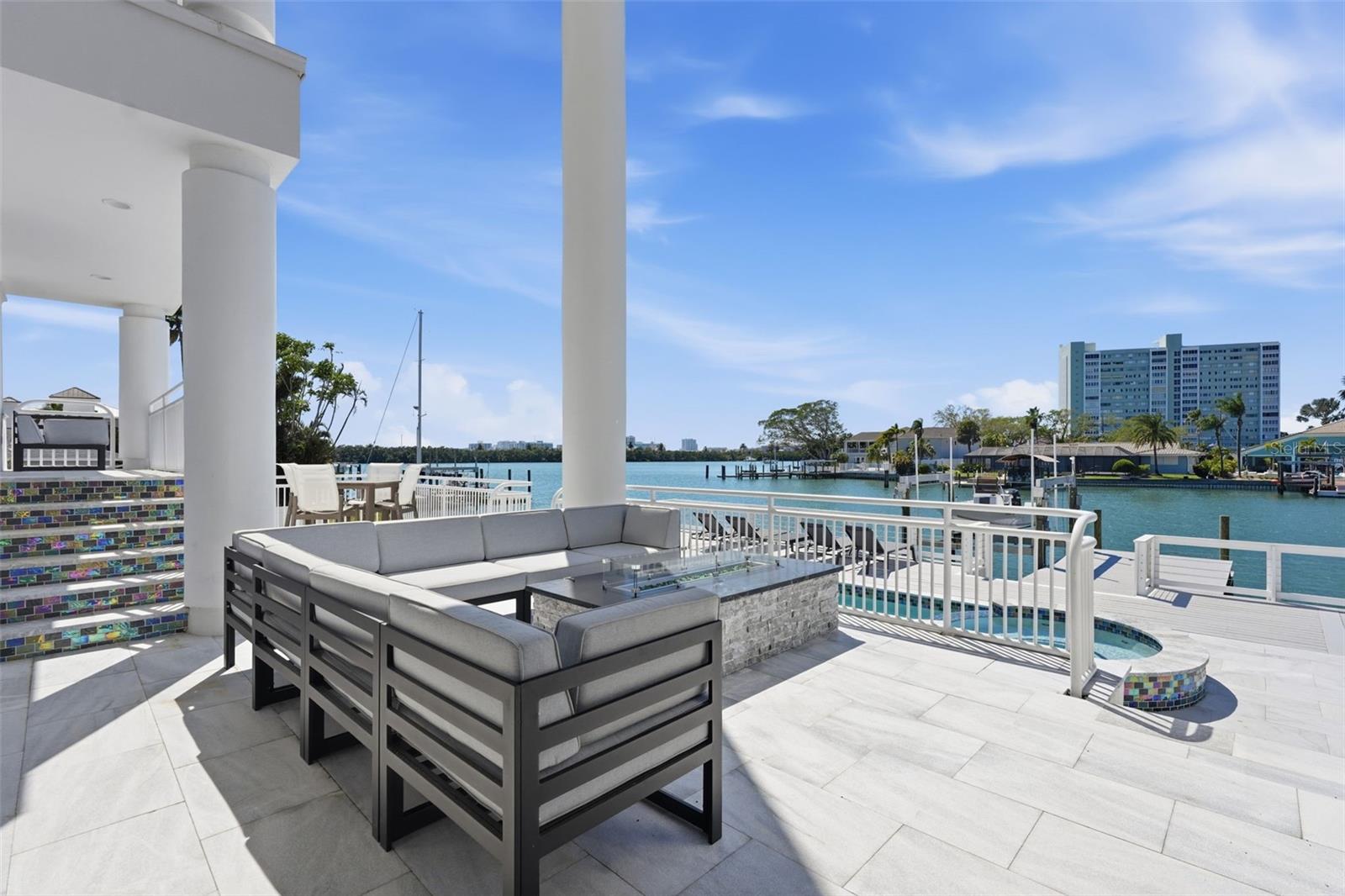 ISLAND ESTATES OF CLEARWATER - Residential