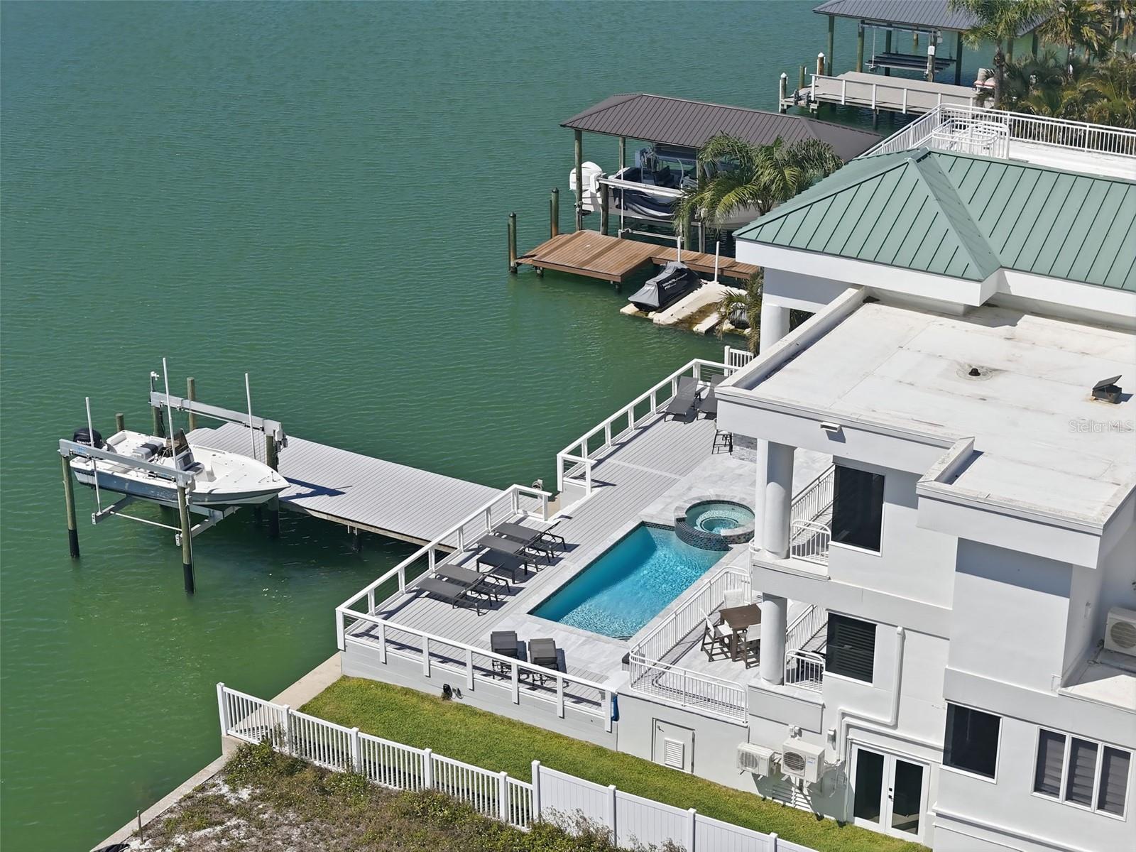 ISLAND ESTATES OF CLEARWATER - Residential
