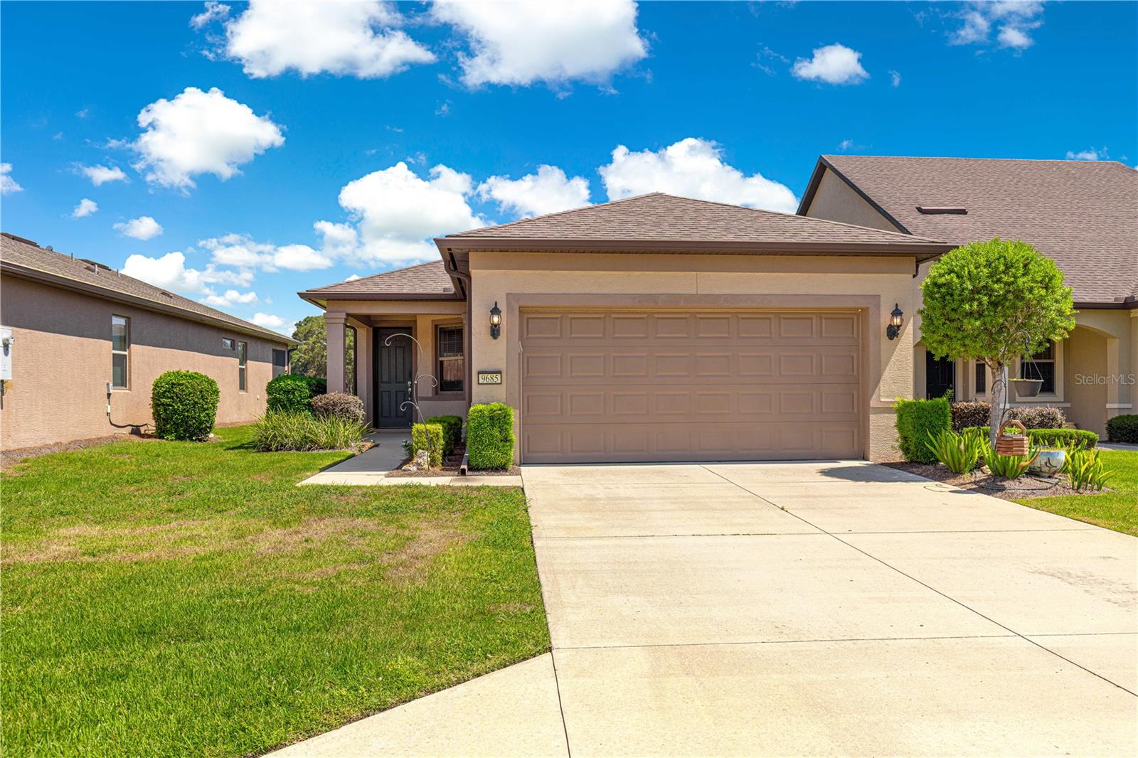 Welcome to carefree Florida living at its finest in this beautiful and practical Noir Coast floor plan, located in the highly desirable 55+ Del Webb Stone Creek community. This charming home includes landscaping, irrigation, basic internet and trash—all covered in the monthly HOA fee—for worry-free living.
This home is immaculate and features tray ceilings, neutral color palate, plenty of storage, elegant stone counter tops and all tiled fixtures in the bathrooms. Make yourself at home in the 2 bedrooms, 2 full baths, private screened in lanai space with NO NEIGHBORS BEHIND, reverse osmosis whole house water system, spacious indoor laundry room, garage with storage in a tranquil neighborhood with close proximity to all amenities.
Top tier amenities include tennis courts, 16 lighted pickleball courts, 8 bocce ball lanes, basketball court, horseshoe pits, covered outdoor pavilion, community garden, dog parks with agility course, softball field, fishing ponds, and miles of walking, biking, and golf cart trails. The spa/fitness facilities are second to none and there is a great restaurant/bar on the premises for your enjoyment
The community is very socially active with a full-time Lifestyle Director and Spa Director, offering dozens of clubs and special interest groups to help you connect and thrive.
Conveniently located near I-75, the World Equestrian Center, golf courses, shopping, dining, healthcare, and endless outdoor adventures—this home is your gateway to an active and fulfilling lifestyle.
Schedule your private tour today.
