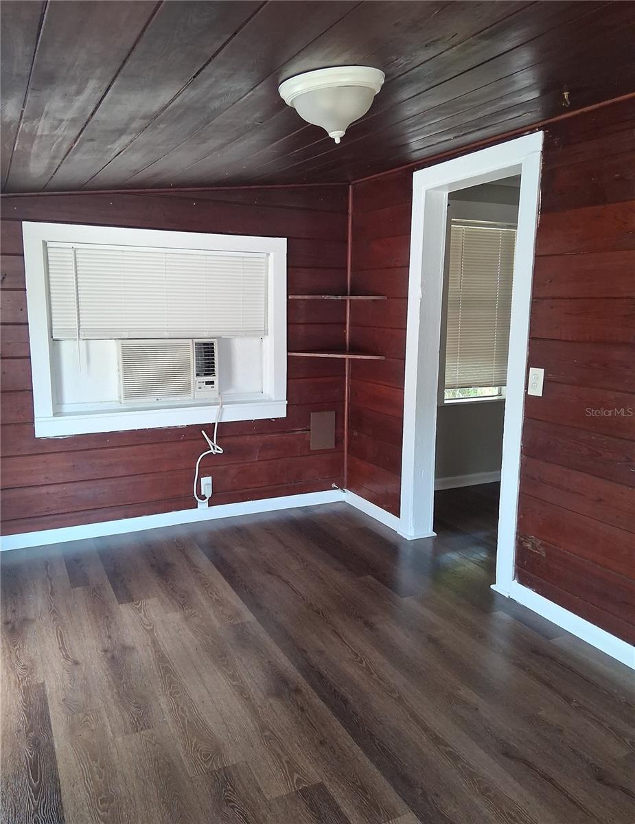 HIGHLAND PARK - Residential Lease