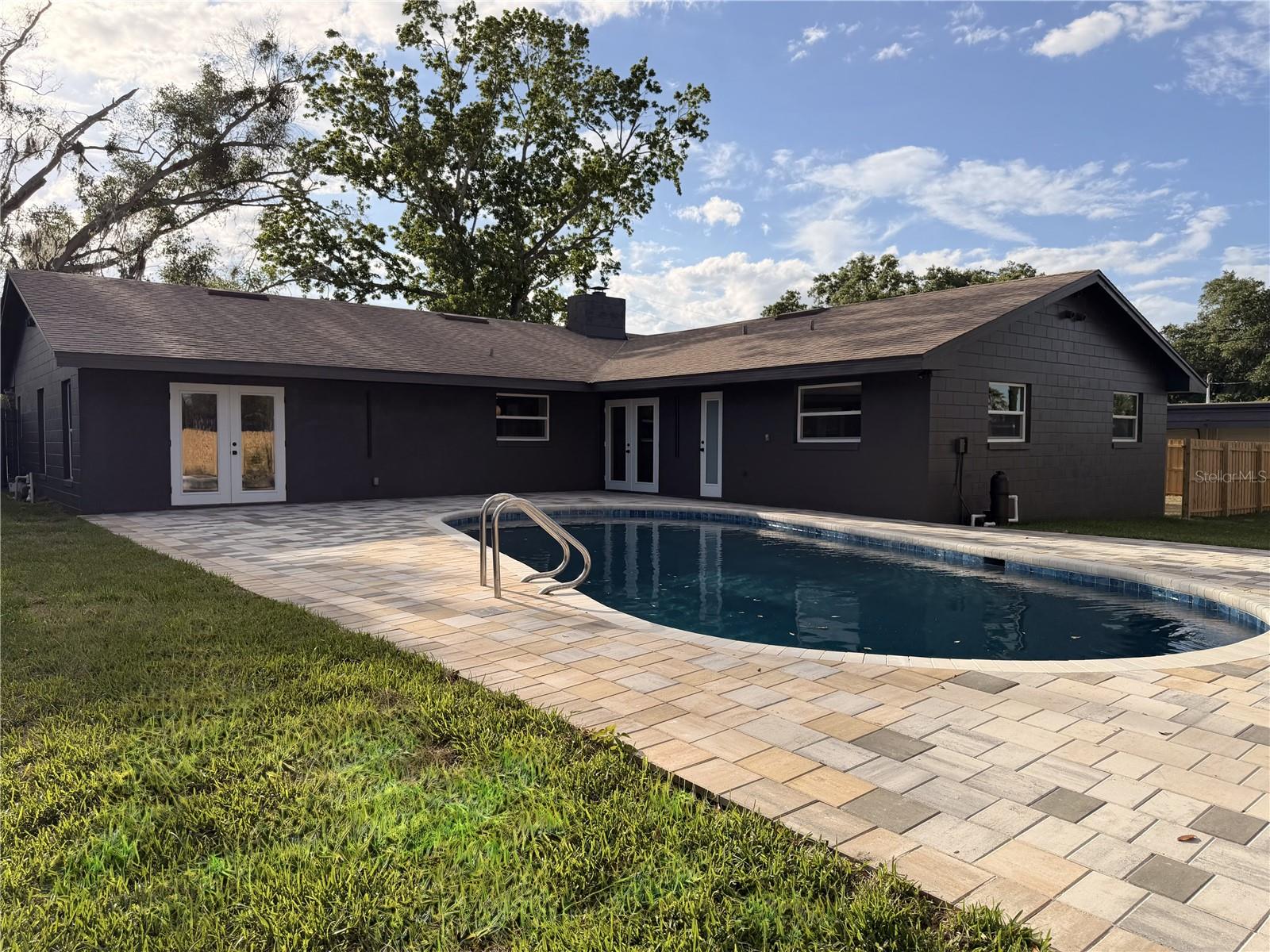 DOMMERICH HILLS 6TH ADD - Residential