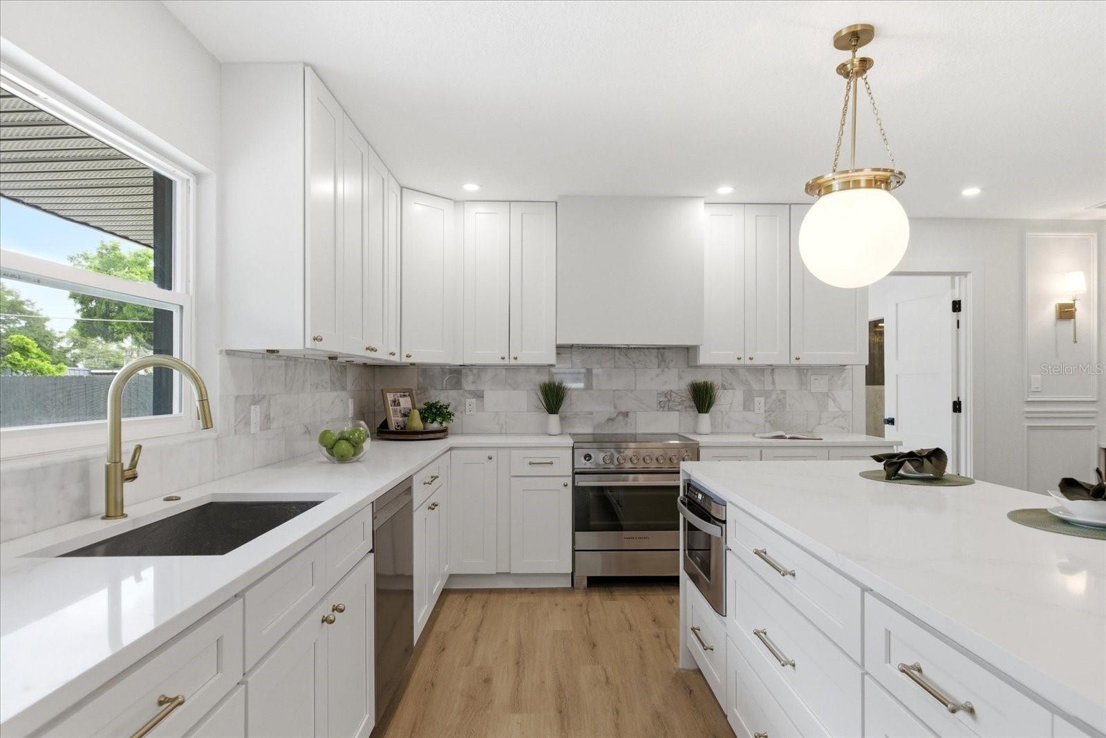 DOMMERICH HILLS 6TH ADD - Residential