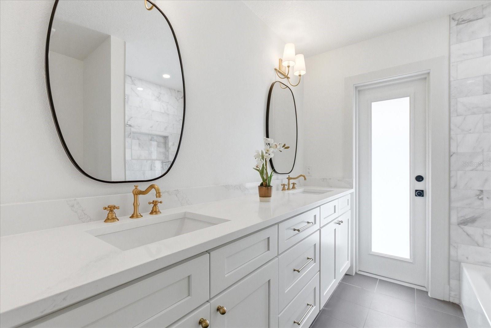 DOMMERICH HILLS 6TH ADD - Residential